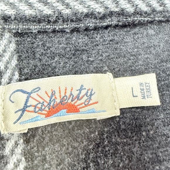 Faherty Legend Sweater Shirt Charcoal Bone Plaid Flannel WKH2216-CLB Womens L - Picture 4 of 11